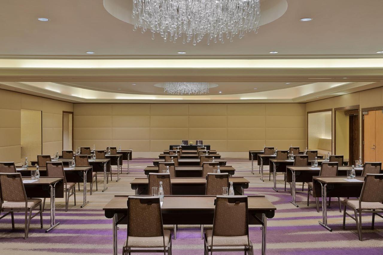 Vogo Abu Dhabi Golf Resort & Spa Formerly The Westin Abu Dhabi Golf Resort & Spa Kültér fotó Meeting room
