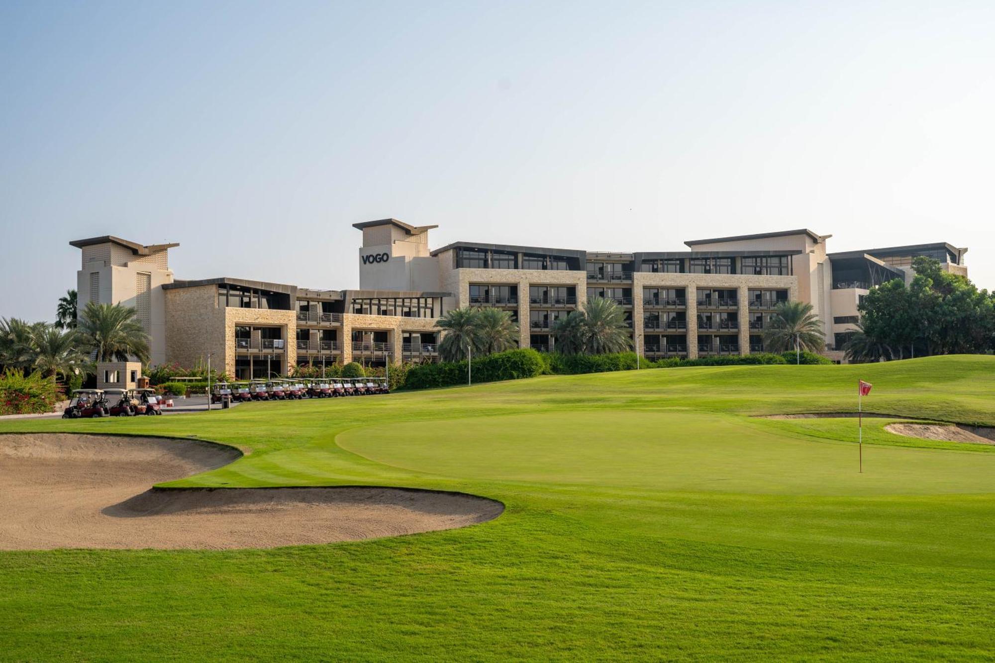 Vogo Abu Dhabi Golf Resort & Spa Formerly The Westin Abu Dhabi Golf Resort & Spa Kültér fotó The Fairmont Dubai